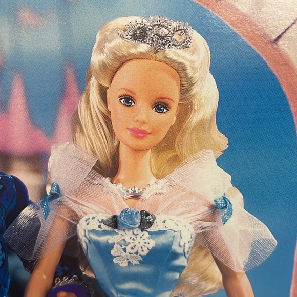 1998 Sleeping Beauty Barbie NIB - Picture 7 of 11